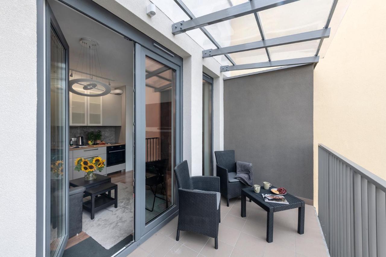 Shortstaypoland Pustelnicka Warsaw Exterior photo